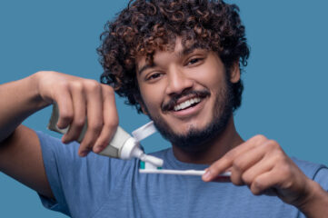 Top 5 Daily Habits to Prevent Tooth Decay - White Zone